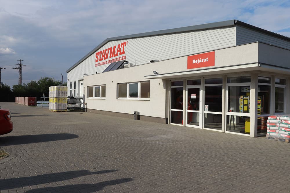 Stavmat Békéscsaba építőanyag áruház bejárat