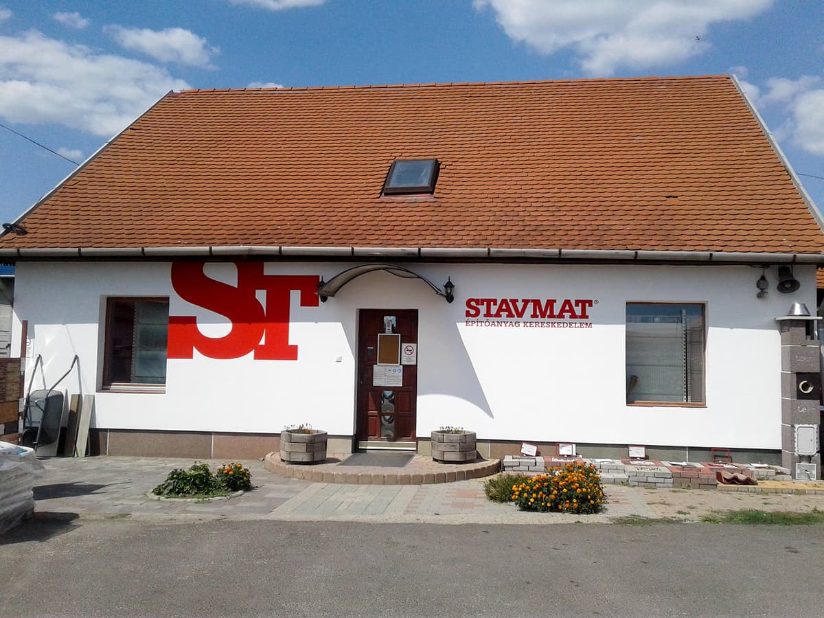 Stavmat Füzesabony telep bejárat