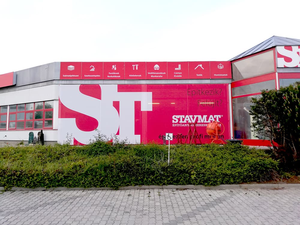 Stavmat Székesfehérvár építőanyag áruház bejárat